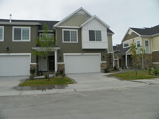 1st image of 402 E Horse Creek Dr #109
