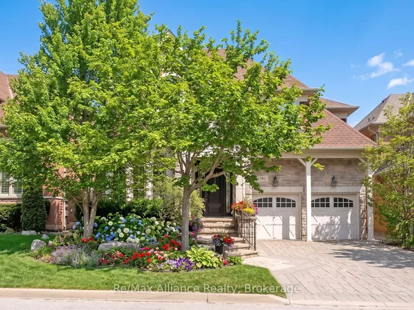 2381 Gamble Rd, Oakville, ON L6H 7V6