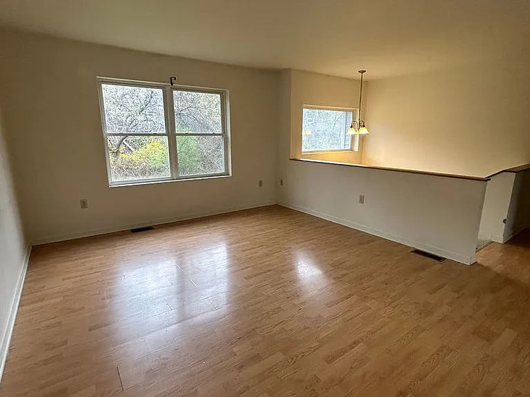 103 Grandview Rd — Photo 5