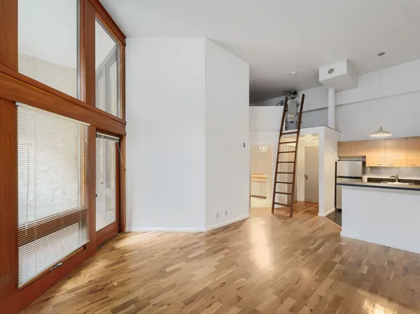 The Portland, 5403 Ballard Ave NW #102, Seattle, WA 98107