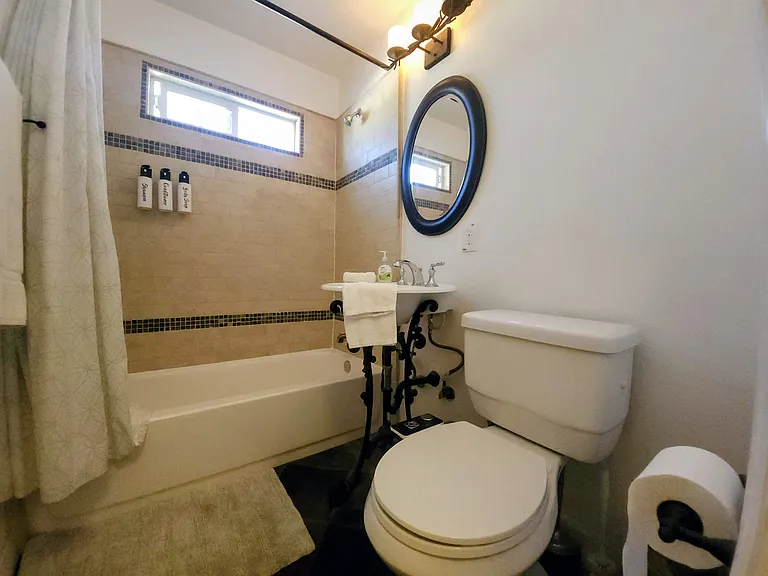 2421 Ruhland Ave — Photo 7