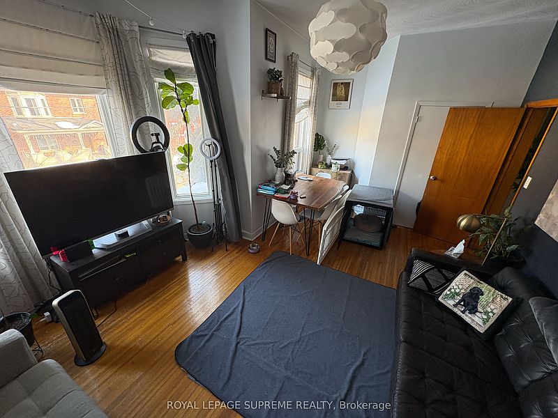 Toronto House for rent - 3 Bedrooms — photo 4