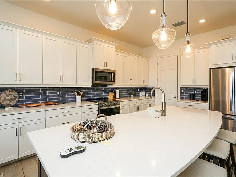 14656 Kelson Cir — Photo 35
