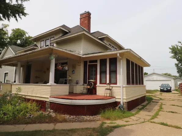 120 1st Ave N, Long Prairie, MN 56347