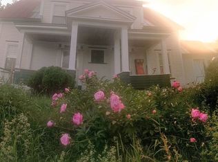 31 McGoff Hl, Lyndonville, VT 05851