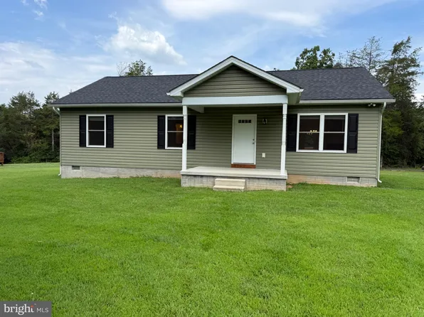 29 Farm View Rd, Front Royal, VA 22630