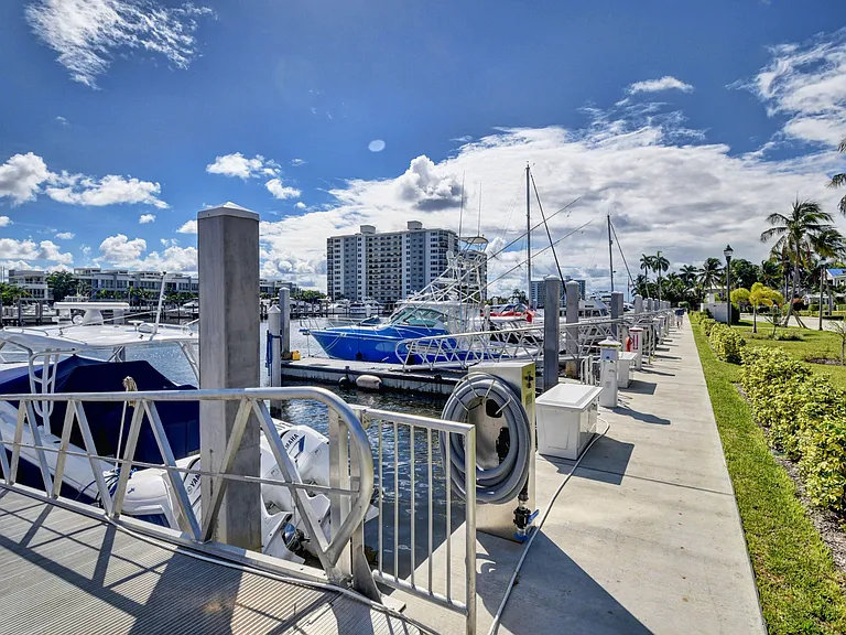110 Marine Way #3 — Photo 39