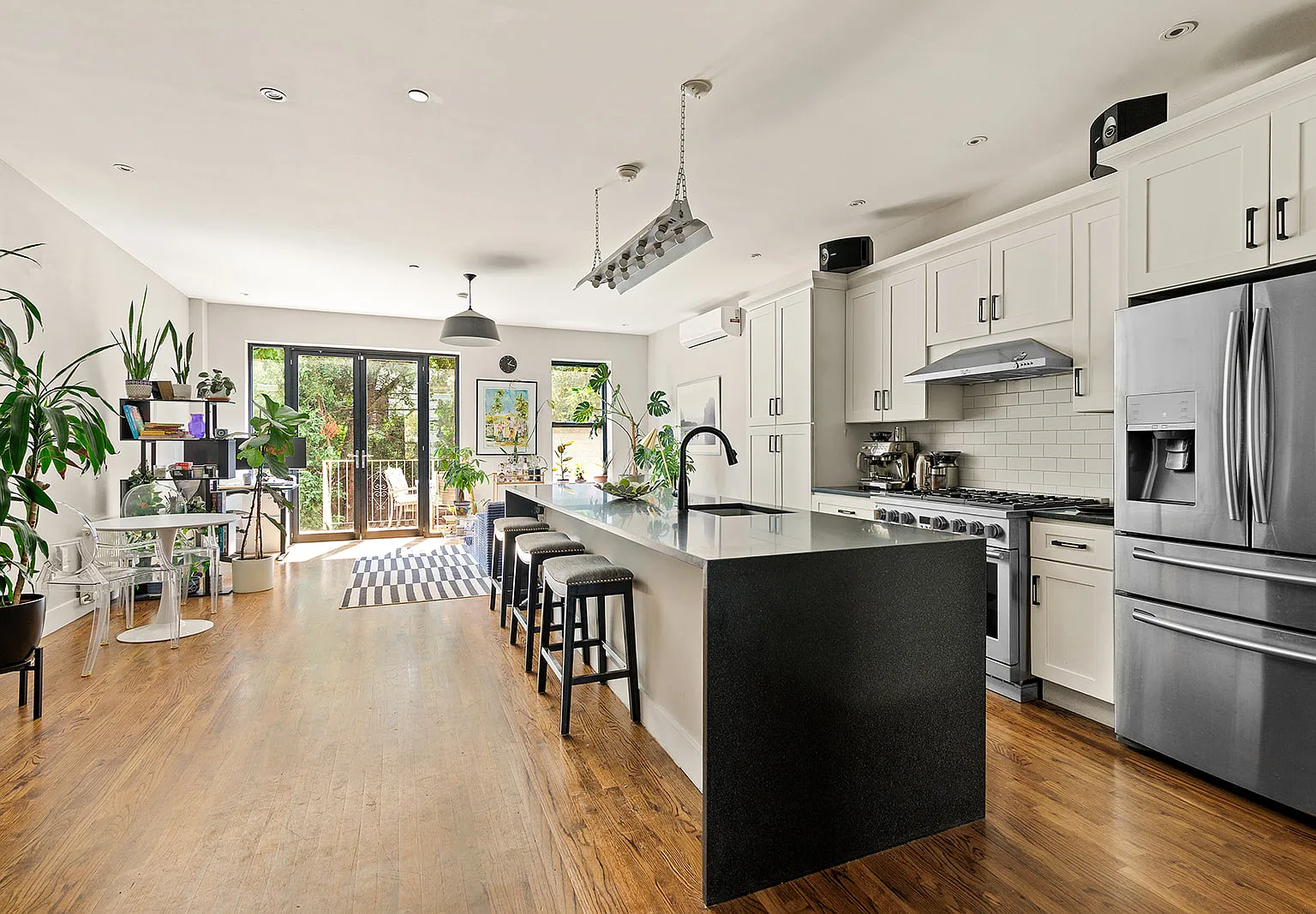 356 Halsey Street — Photo 1