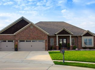 1505 Sagaponak Ln, Troy, IL 62294