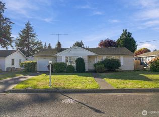 324 18th St NW, Puyallup, WA 98371