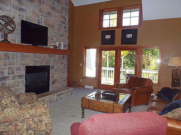 5th image of 8438 Canterbury Dr
