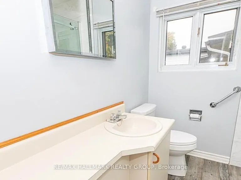 1387 Sault St #A — Photo 15