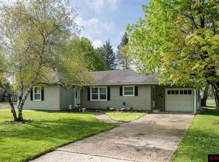 600 Cleveland Ave W, Winnebago, MN 56098