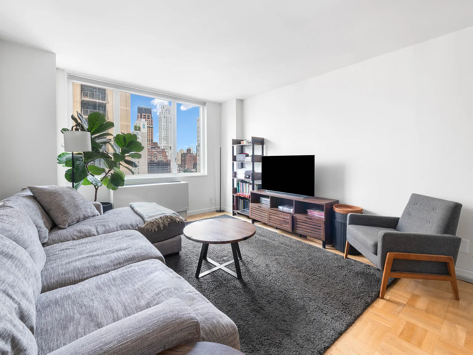 401 East 80th Street — Photo 3