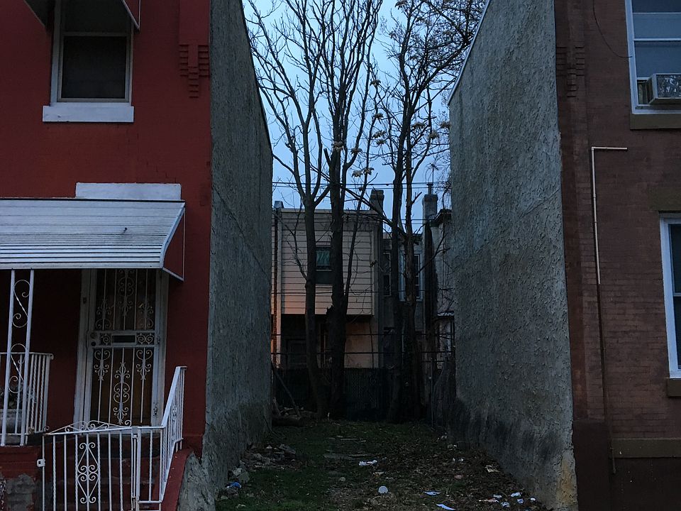 1st image of 2752 N Bonsall St