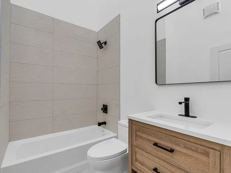 633 Eltone Rd — Photo 25