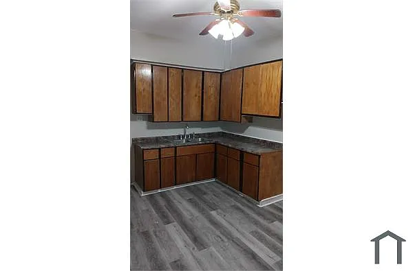 Building Photo - 1249 S Springfield Ave #3