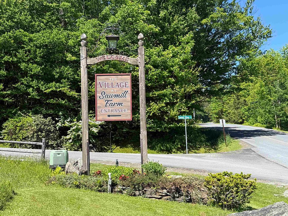 1st image of 19 Stone Ridge Loop #12