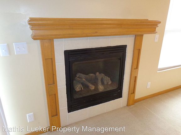 3rd image of 2614 Deerfield Blvd