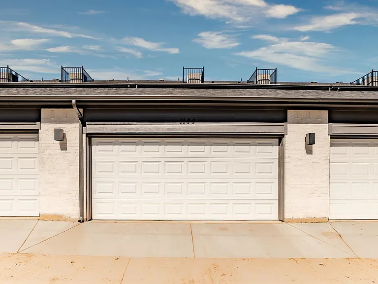 1144 Kathy Ln — Photo 16