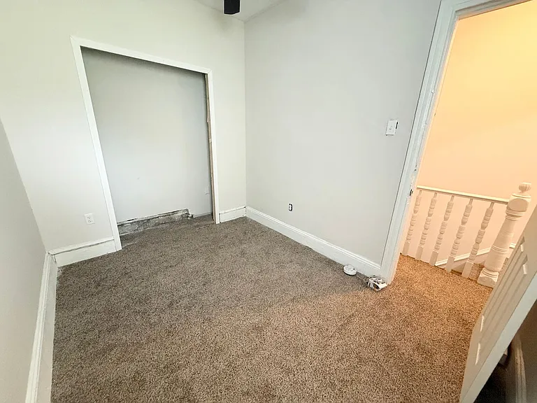 2262 N Gratz St — Photo 10