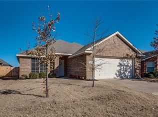 219 Rawhide St, Waxahachie, TX 75165