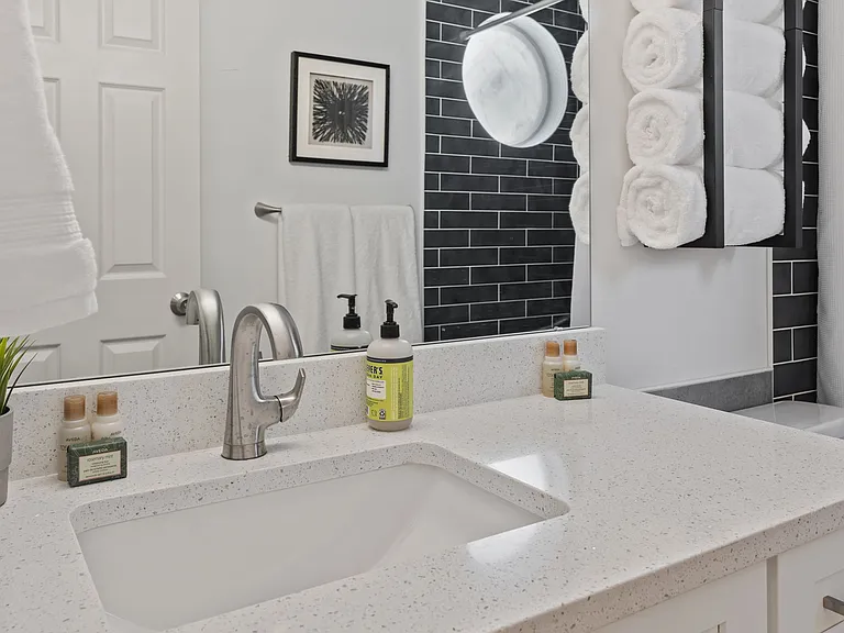 8218 S Wasatch Grove Ln — Photo 24