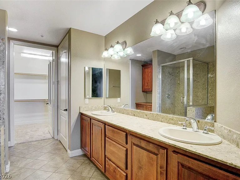 62 E Serene Ave #414 — Photo 38