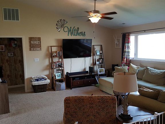 5th image of 3120 Tanager Dr