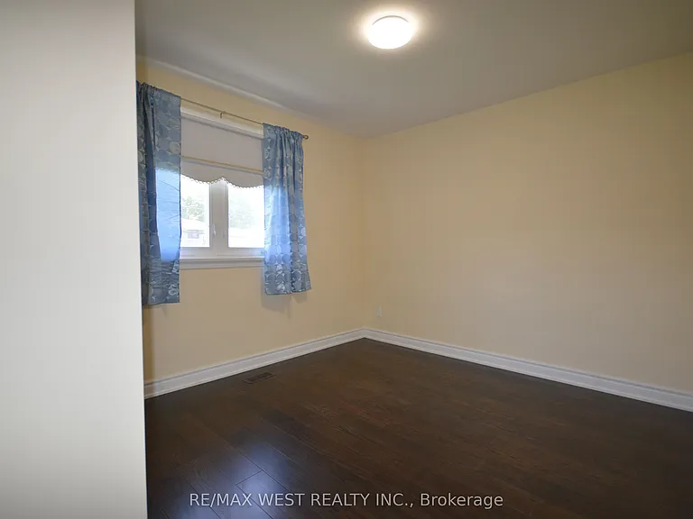 84 Kearney Dr — Photo 12
