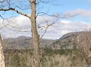 2556 Upper Whitewater Rd, Sapphire, NC 28774