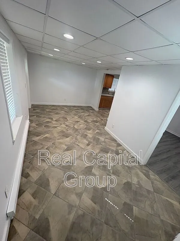 3 bed, 1.0 bath, $1,695 — Photo 3