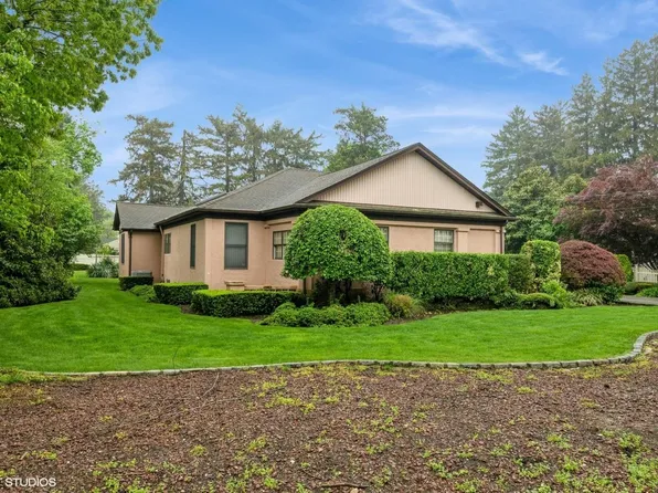 41 Field Avenue, Hicksville, NY 11801