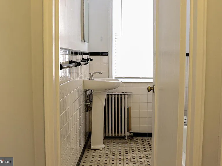 8329 Grubb Rd #G103 — Photo 9