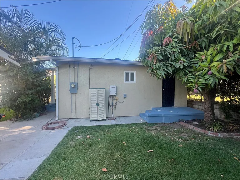1333 S Downey Rd #3/4 — Photo 4