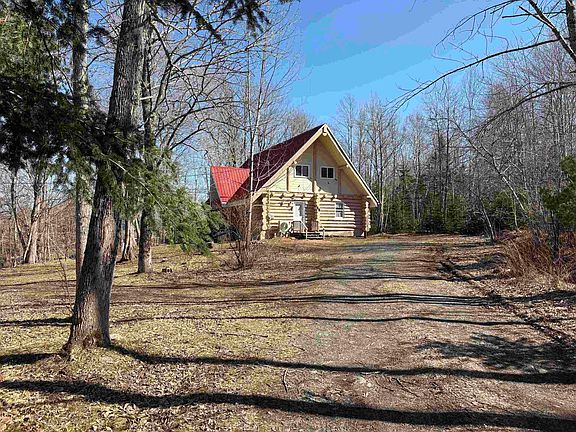 2nd image of 68 River Rd