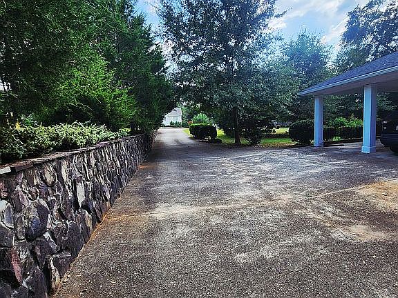 5th image of 420 Westview Dr