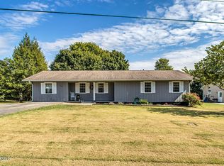 142 Hiawatha Trl, Madisonville, TN 37354