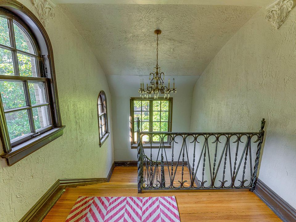 1889 Overton Park Ave, Memphis, TN 38112 Zillow