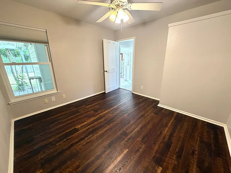 414 Olney Dr — Photo 7