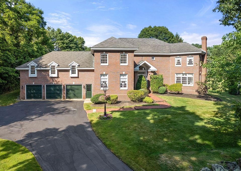 1st image of 16 Longmeadow Rd
