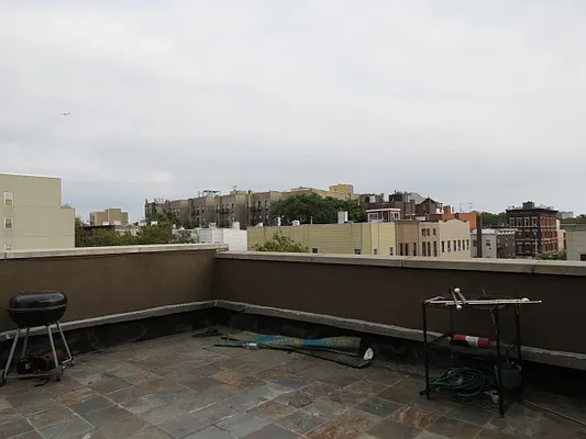 Rented by Roth Realty Management LLC | media 43