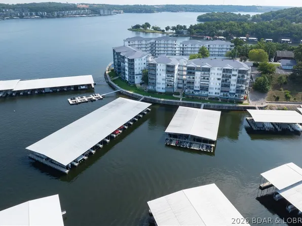 85 Monarch Cove Ct #3E, Lake Ozark, MO 65049