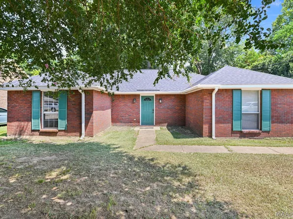 393 Forest Park Dr, Montgomery, AL 36109