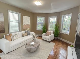 38 East St, Providence, RI 02906