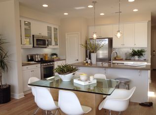 5550 Boardwalk Dr #101, Hawthorne, CA 90250