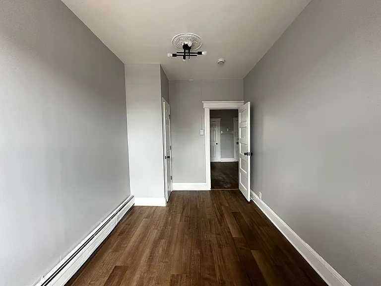 1591 Kennedy Blvd #5E — Photo 6