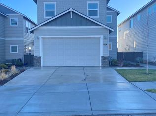 2582 NW Spruce Pl, Redmond, OR 97756