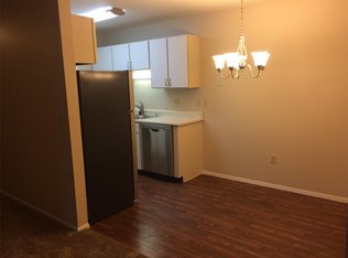 929 Silver Lake Dr APT 16, Portage, WI 53901