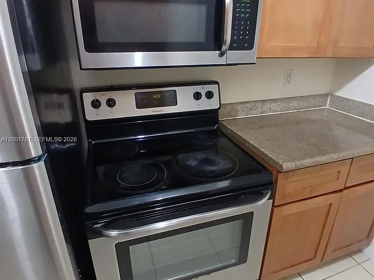 219 NW 12th Ave #914 — Photo 9